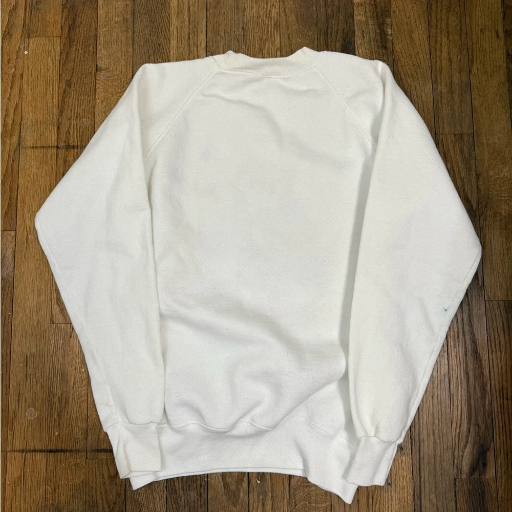 Vintage Hanes Sewn Kitten Pattern Playing Yarn White Size Medium Colorful - Picture 7 of 8